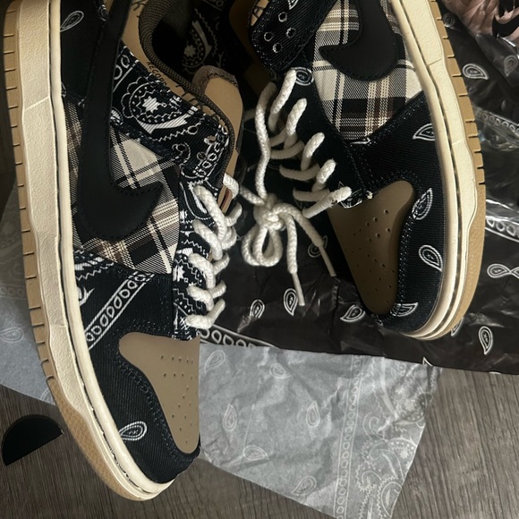 Travis shoes clon 
1:1 
Size 8 de hombre 9.5 women - Picture 3 of 6